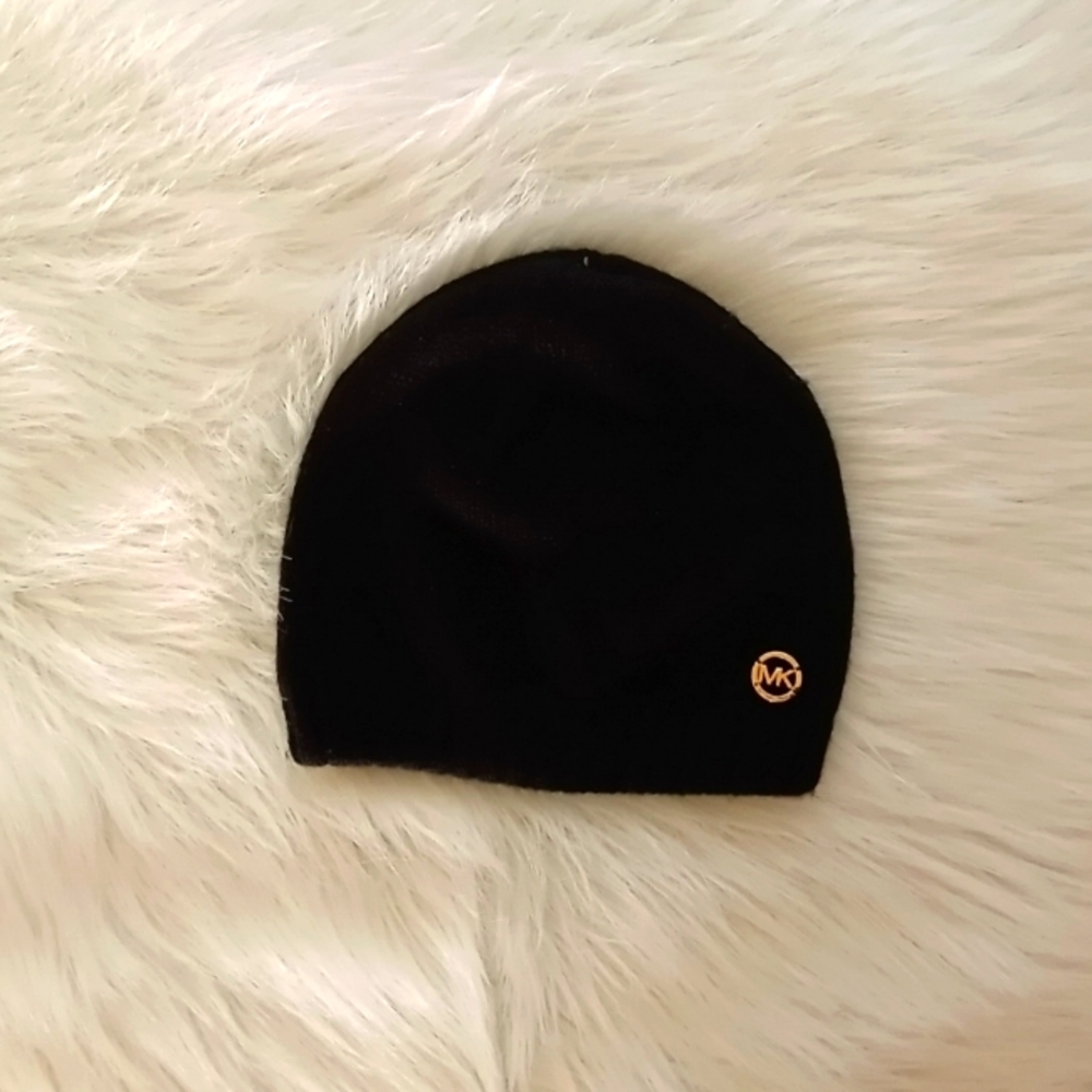 Michael kors beanie for young teens